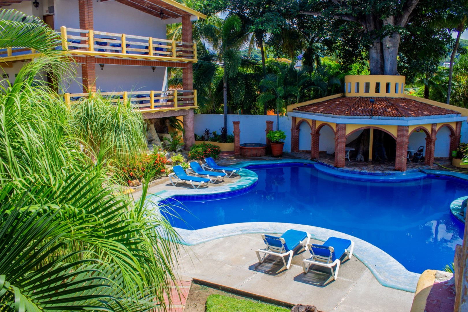 Hotel y Bungalows As de Oros 24/63