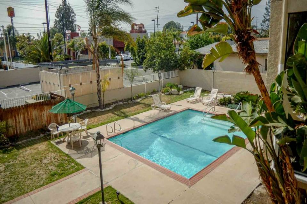 Motel6 Azusa, CA 28/32