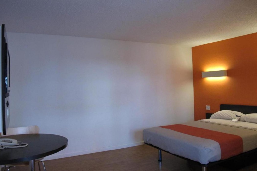 Motel6 Baltimore MD 17/44