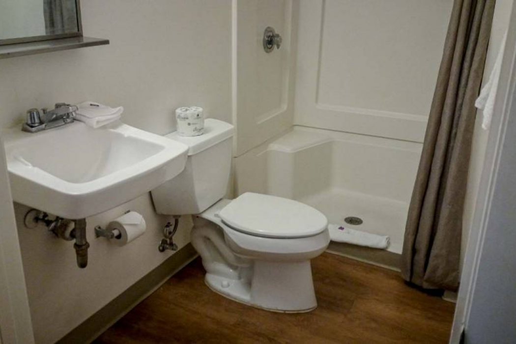Studio 6 Extended Stay - Greensboro, NC - I-40 18/48