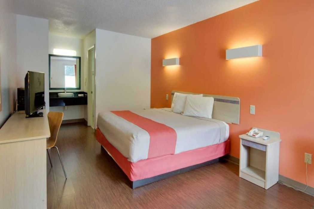 Motel6 Cartersville, GA 16/31