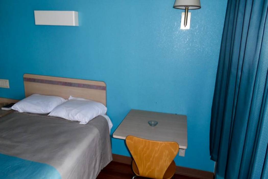 Motel6 Columbus, MS 13/25