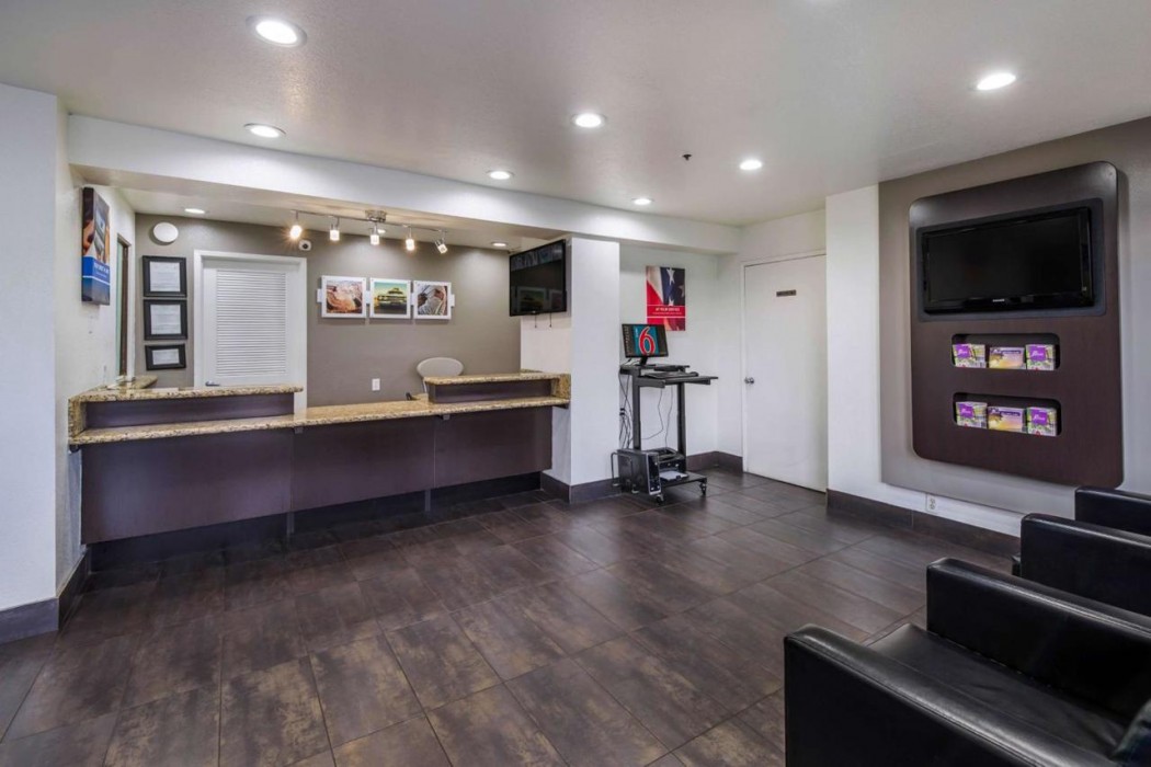 Studio6 Fairfield, CA - Napa Valley 7/57
