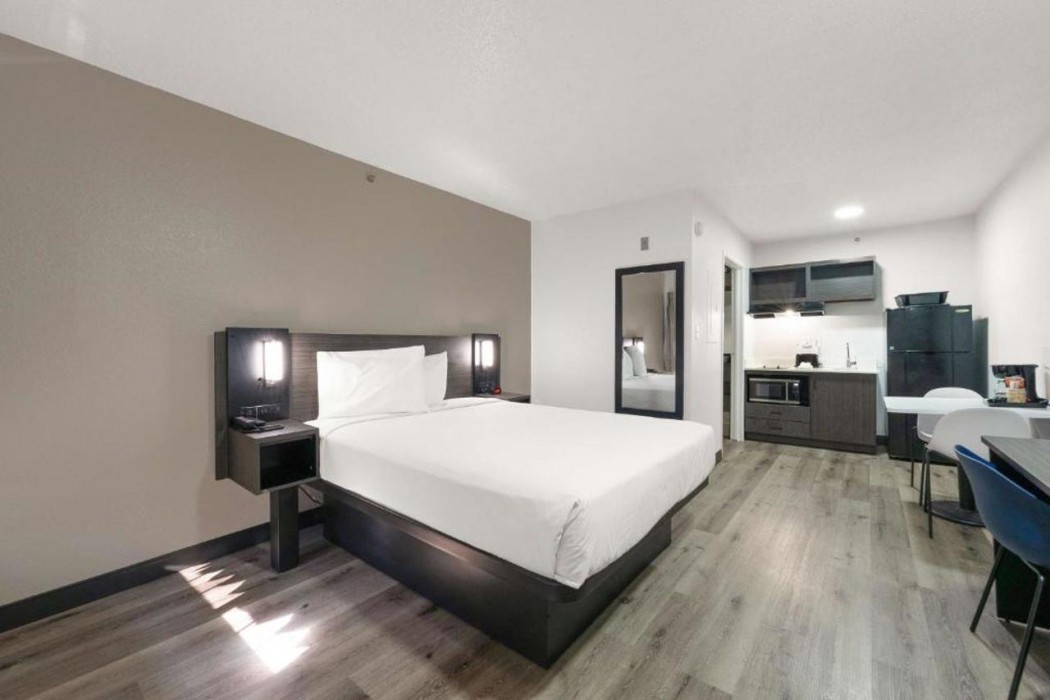 Studio 6 Extended Stay - Tucker, GA - Atlanta Northlake 8/27