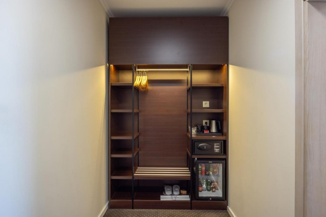 Hotel Nobel West 9/31