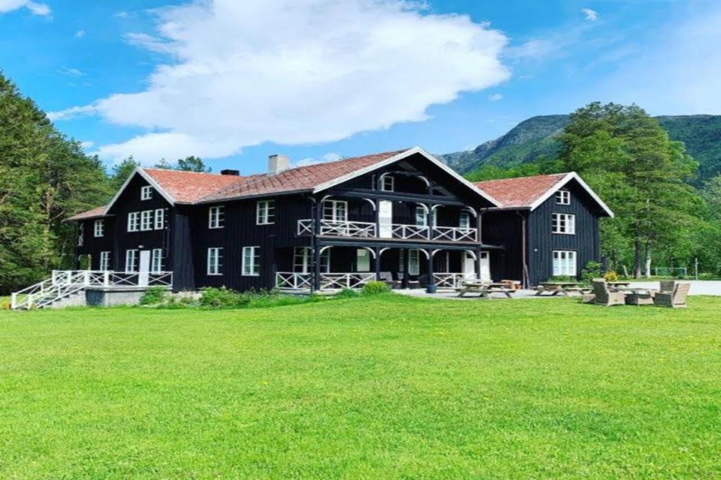 Phillipshaugen Lodge 1/48