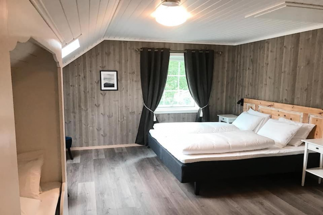 Visnes Hotel 11/62