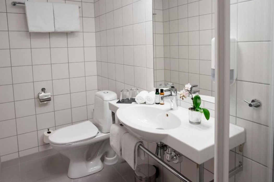 Fredriksten Hotell 6/19