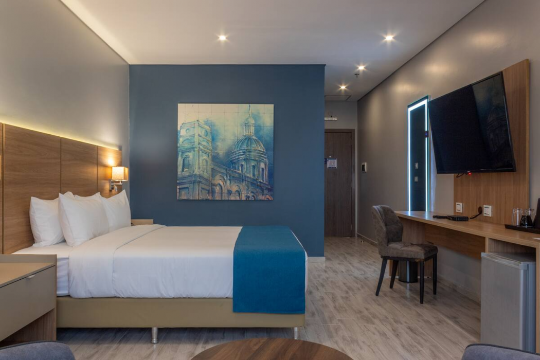 Tryp by Wyndham Asuncion 12/52