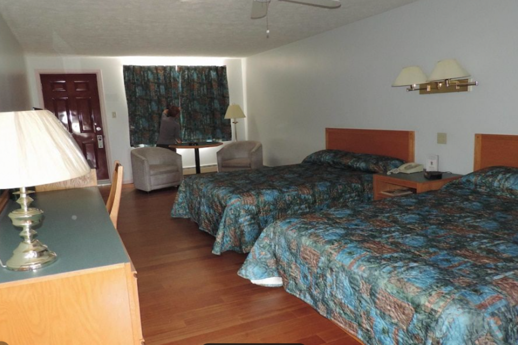 Travelodge by Wyndham Grand Falls 8/32