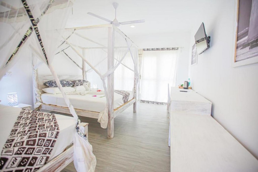 AHG Lion Beach Resort 10/14