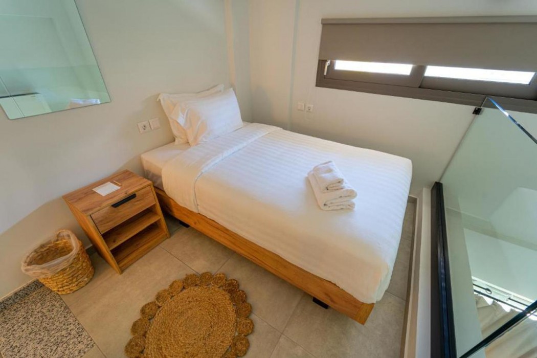 Niso Skiathos 41/103