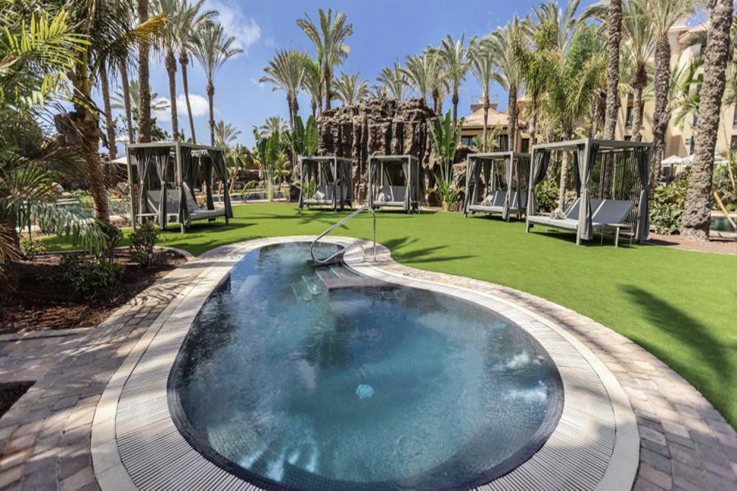 Unique Club At Lopesan Costa Meloneras 70/125