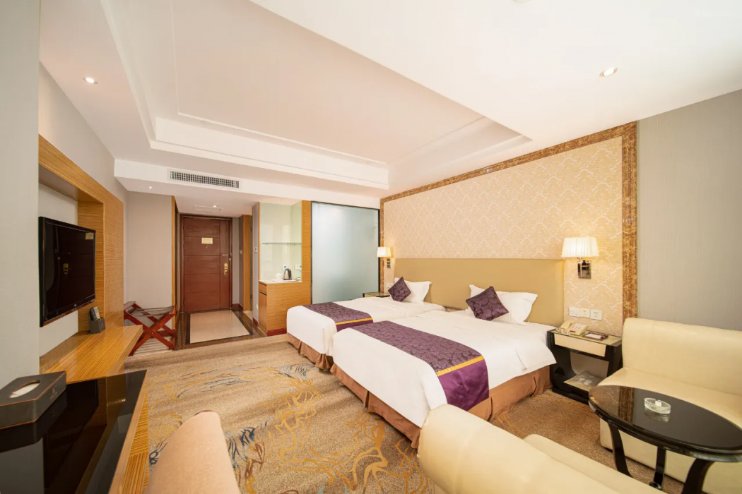 Zongheng Hotel Kaili 15/60