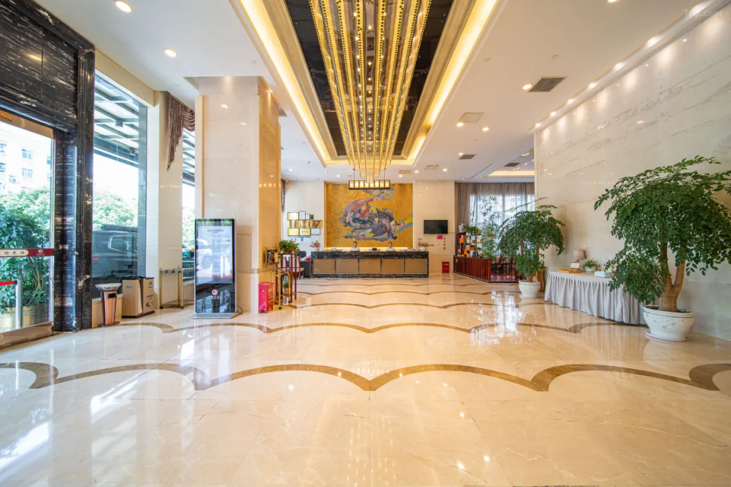 Zongheng Hotel Kaili 13/60