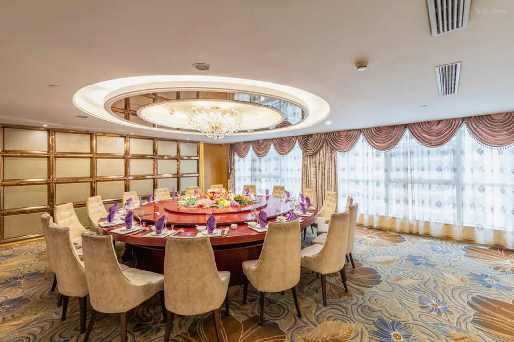 Zongheng Hotel Kaili 38/60