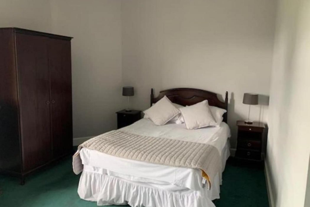 OYO Dunmar House Hotel 9/60