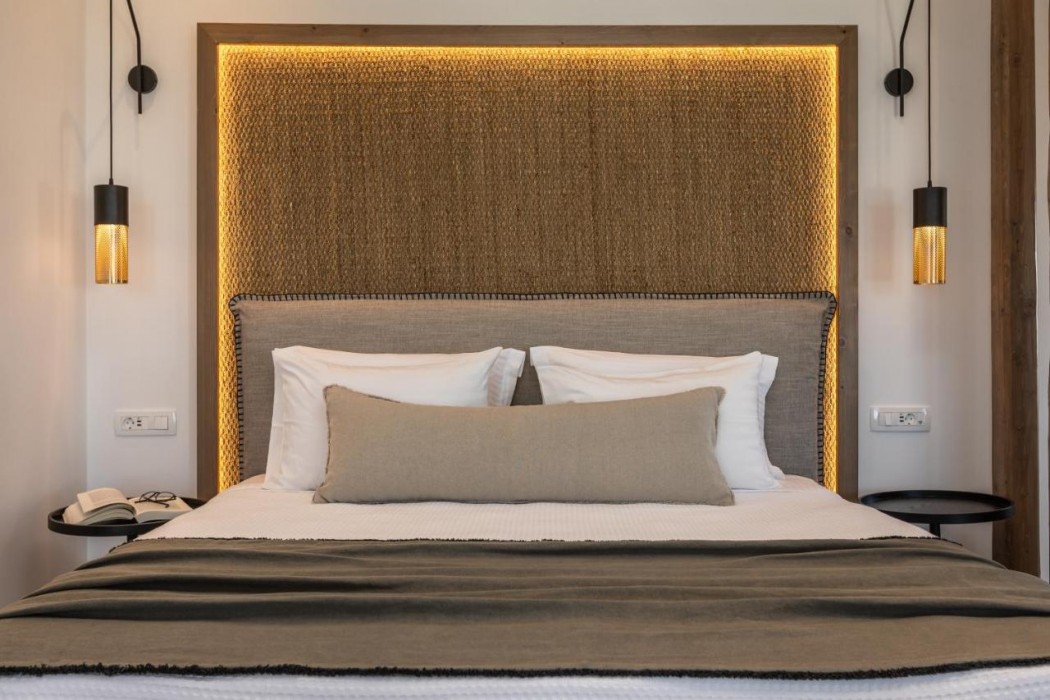 Vineyard Exclusive Suites 12/29