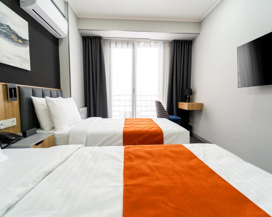 Nuovo Boutique Hotel 12/80