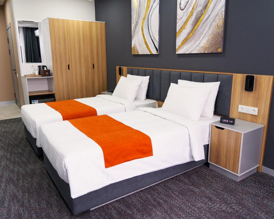 Nuovo Boutique Hotel 25/80