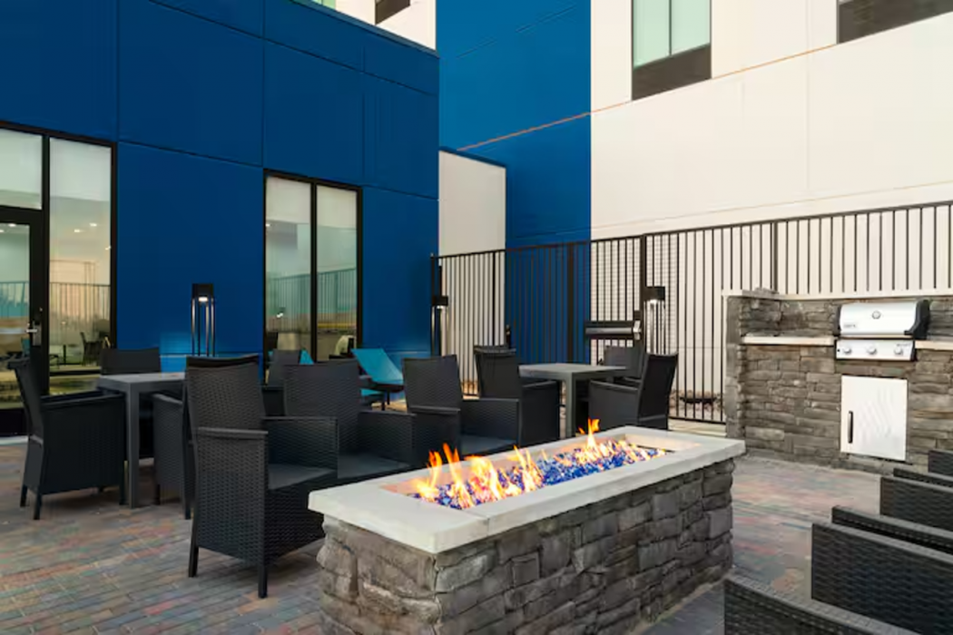Hampton Inn and Suites Amarillo West, TX 17/42