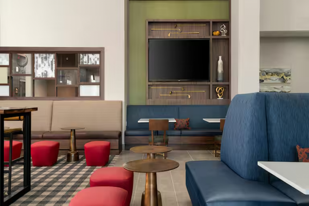 Hampton Inn and Suites Amarillo West, TX 20/42