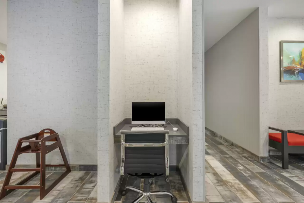 Quality Inn and Suites Joelton Nashville, TN 27/44