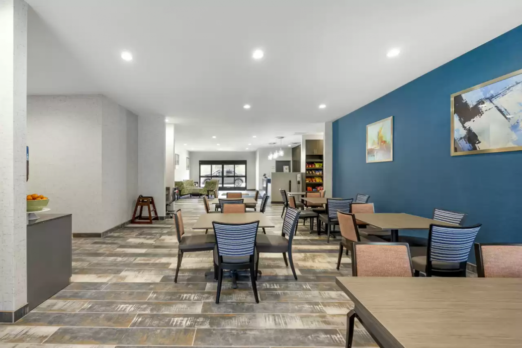 Quality Inn and Suites Joelton Nashville, TN 28/44