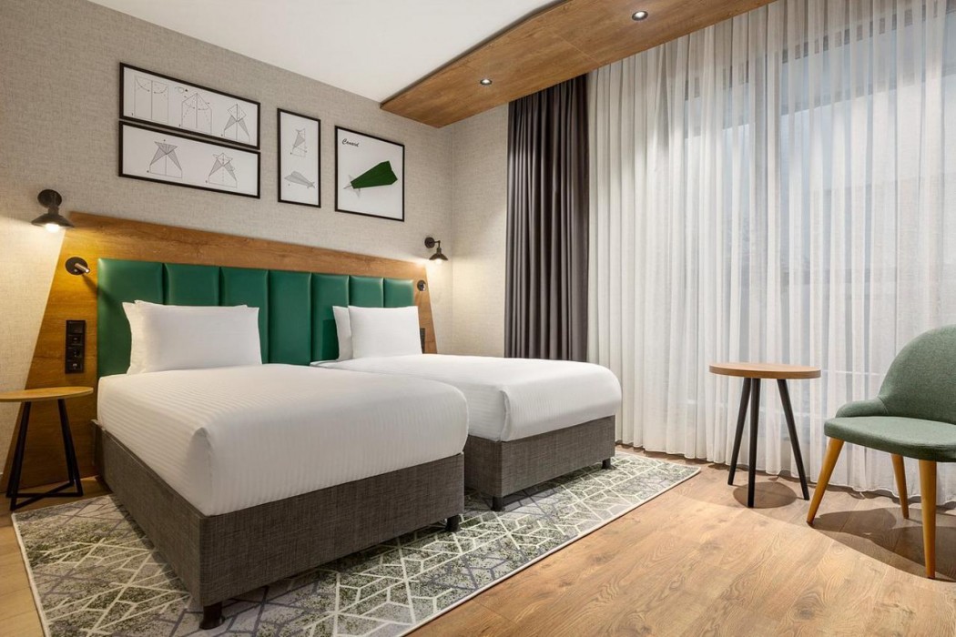 Ramada Encore by Wyndham Istanbul Arnavutkoy 12/64