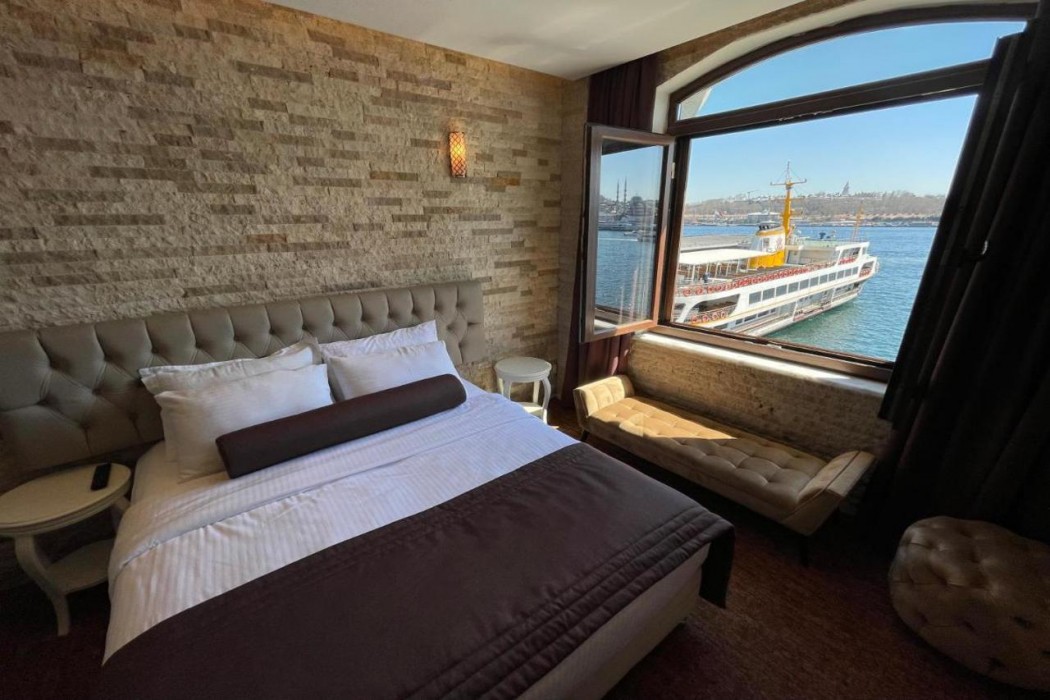 Weingart Seaside Hotel 6/52