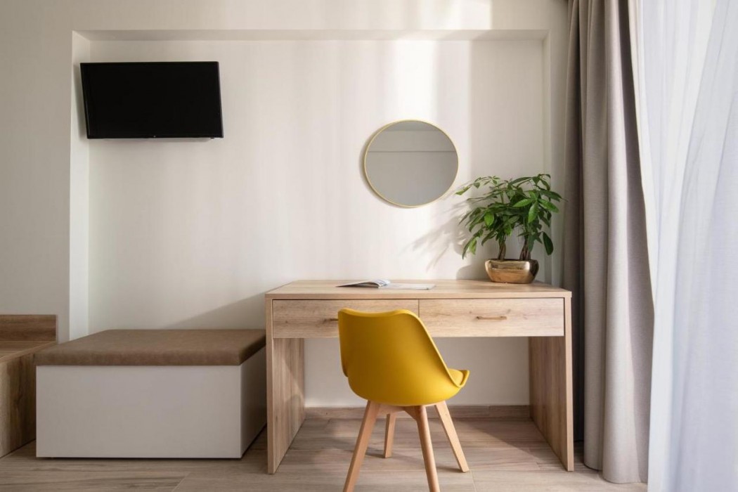 Aetherion Studios & Suites 12/65