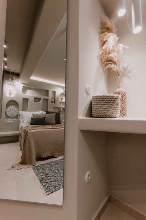 Onym Curated Villas 70/206
