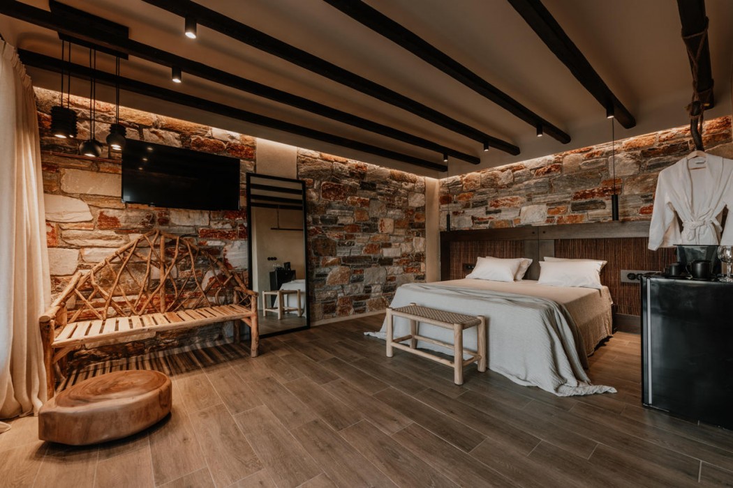 Onym Curated Villas 131/206