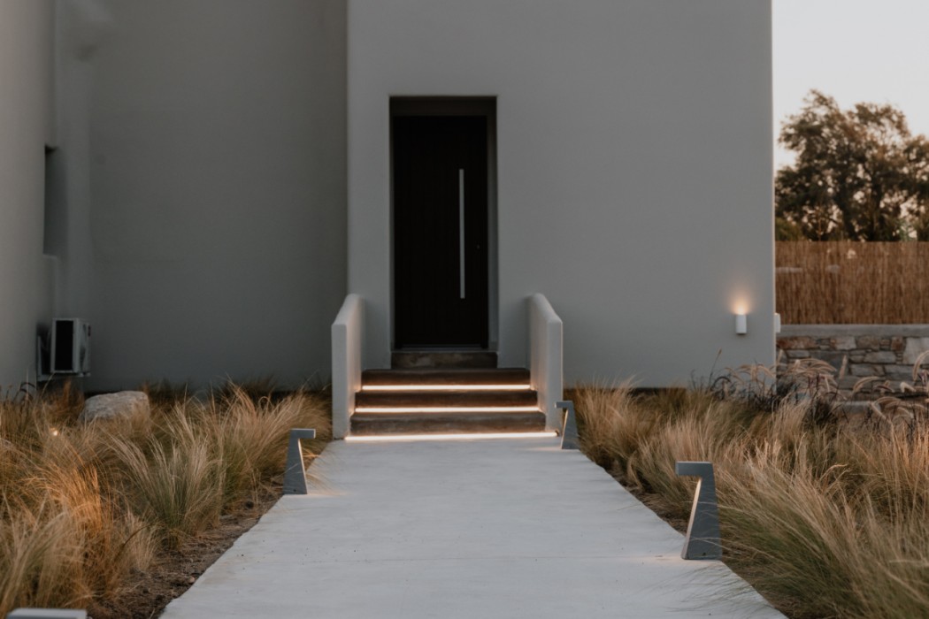 Onym Curated Villas 3/206