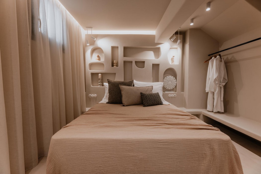 Onym Curated Villas 44/206