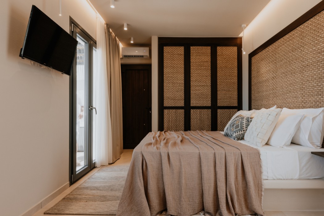 Onym Curated Villas 54/206