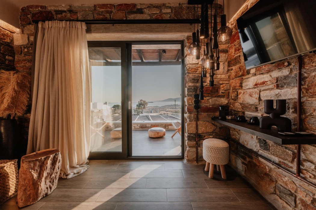 Onym Curated Villas 115/206