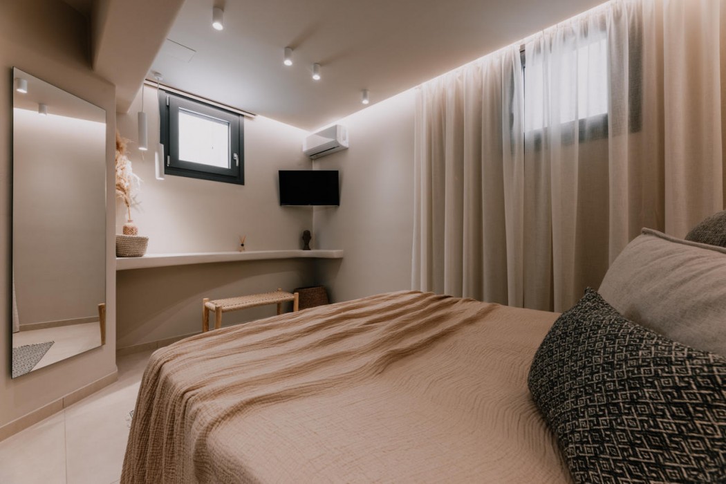 Onym Curated Villas 41/206
