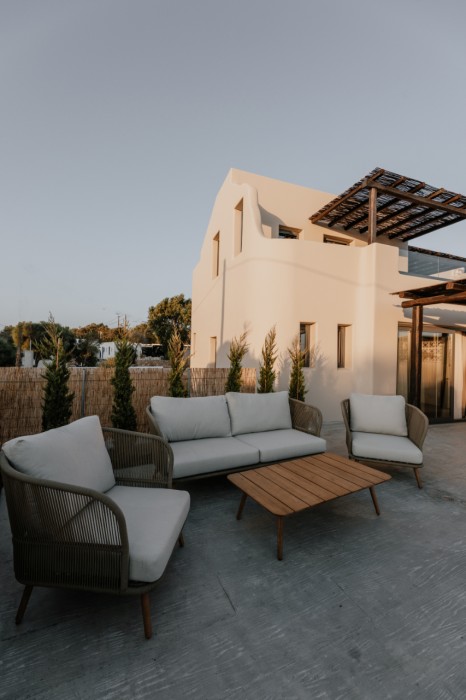 Onym Curated Villas 8/206