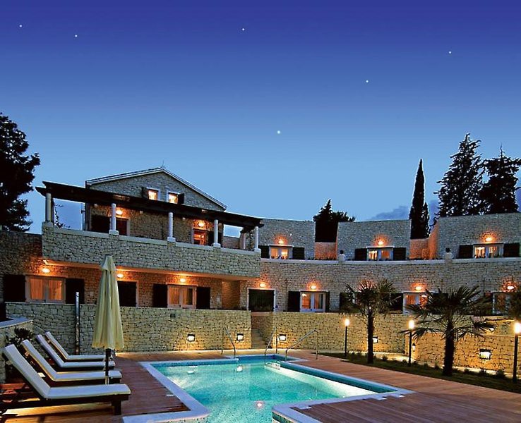 Villa Diocletians Palace in SUPETAR