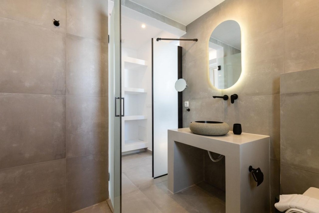 Serapias Suites 8/67