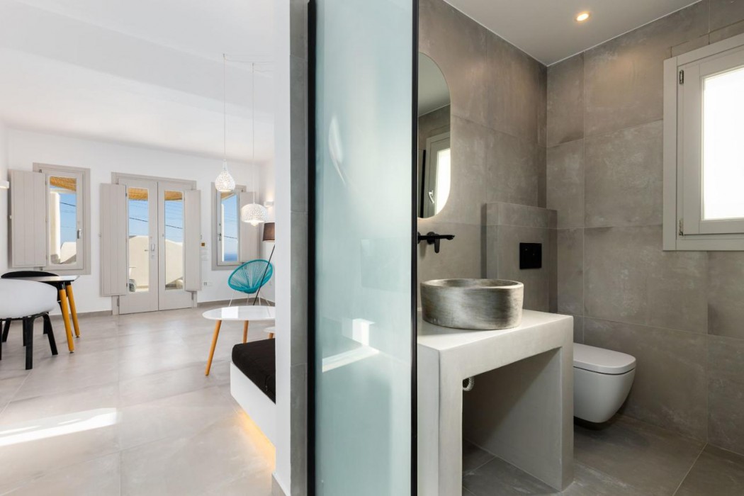 Serapias Suites 12/67