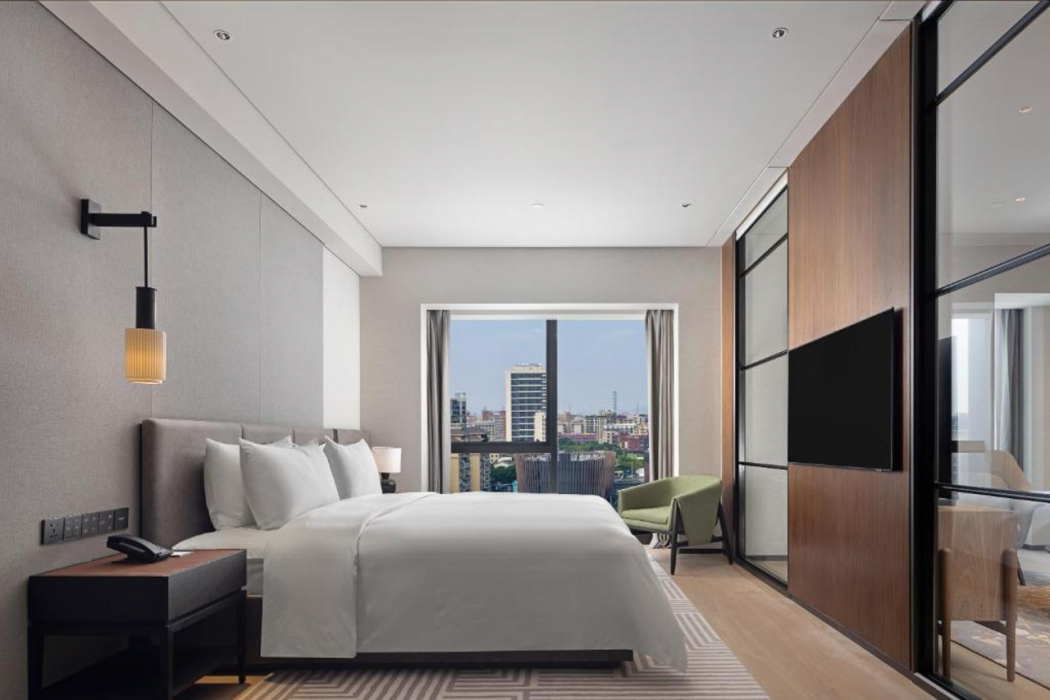 New World Guangzhou Hotel 9/58