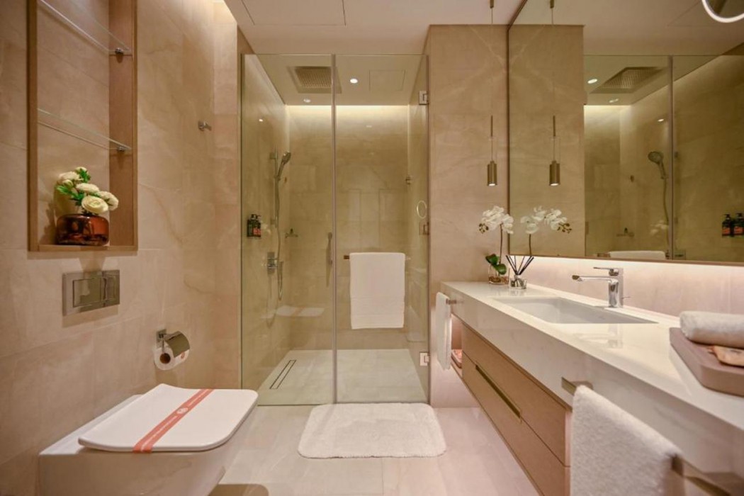 Onyx Rotana 11/61