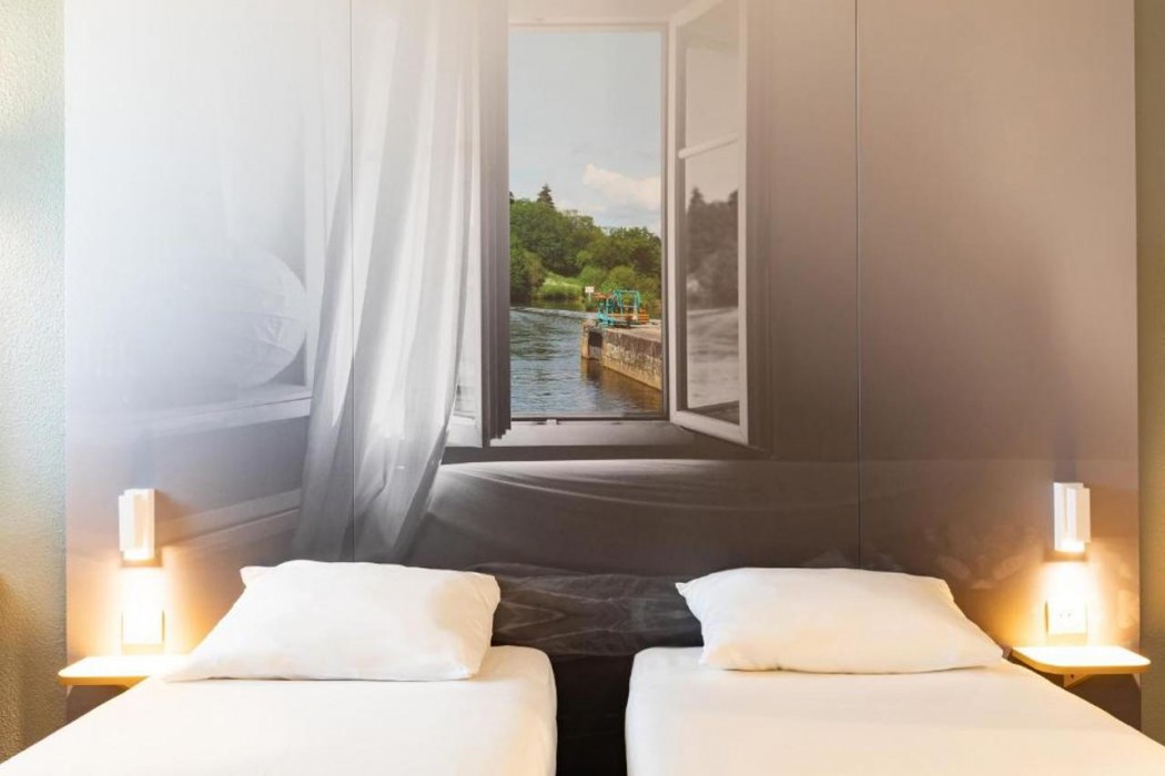 B&B Hotel Laval Change 7/30