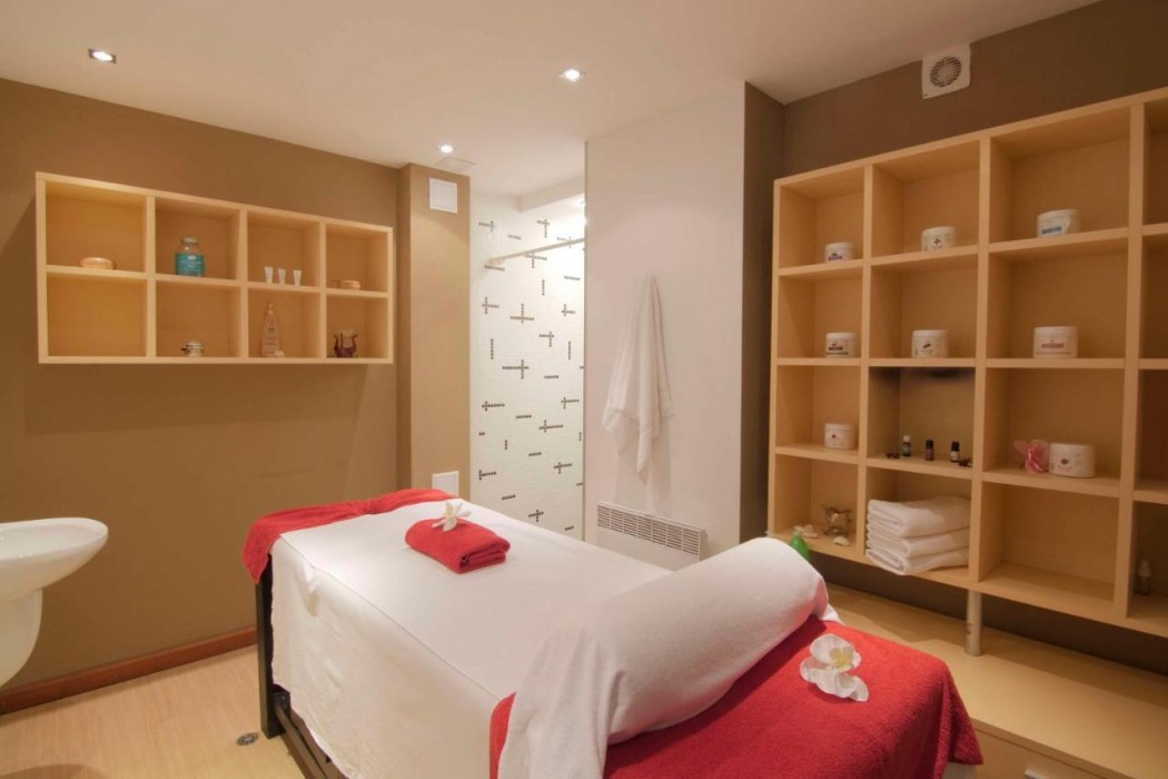 Local Stay Hotel, BW Signature Collection 12/25