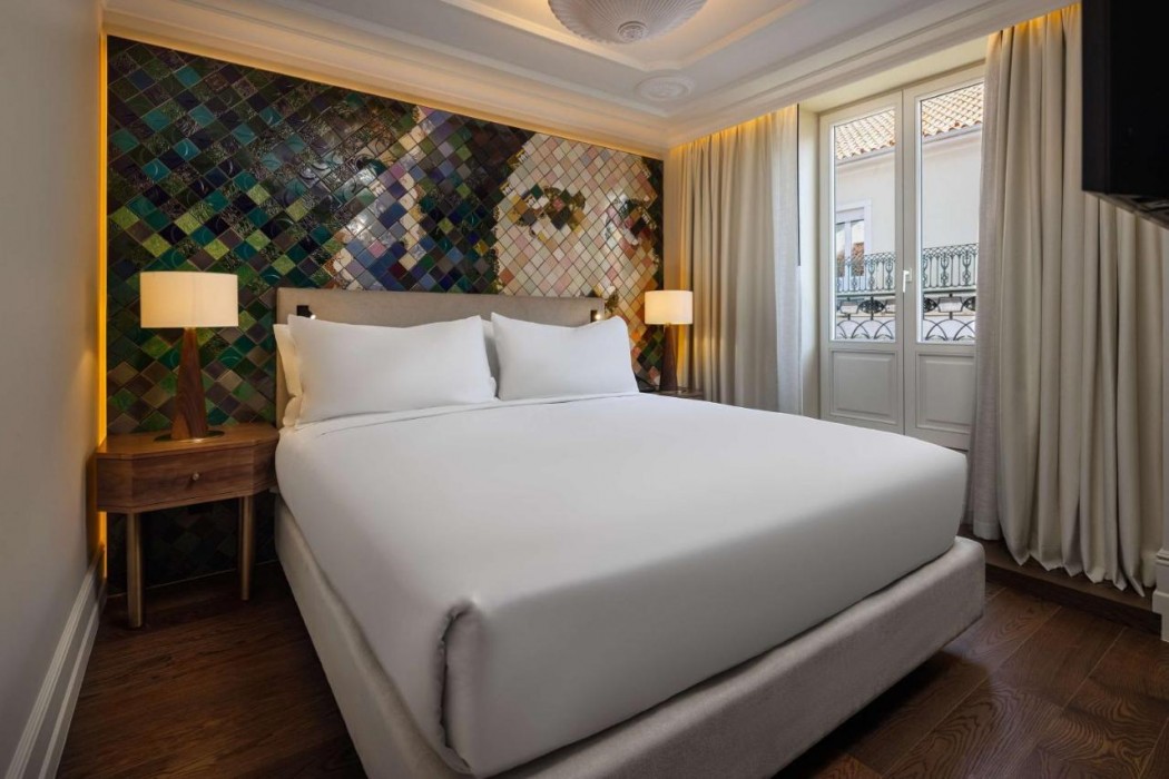 Duo Hotel Lisbon, Curio Collection by Hilton 9/32