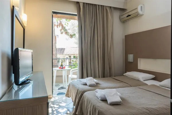 Zorbas Apartments 8/45