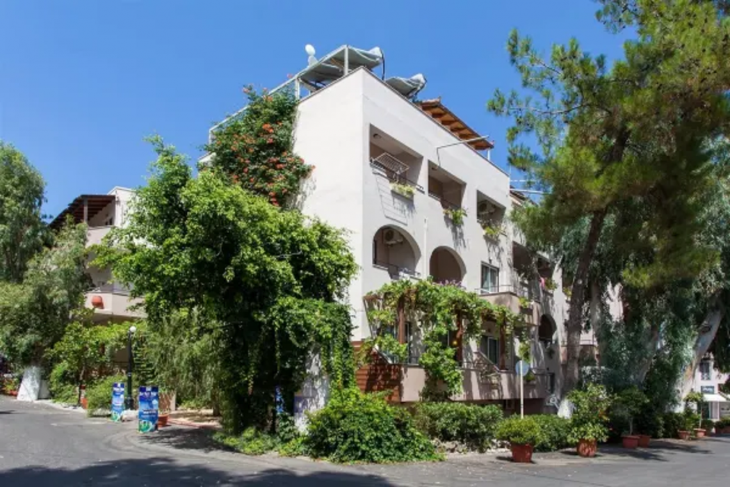 Zorbas Apartments 3/45