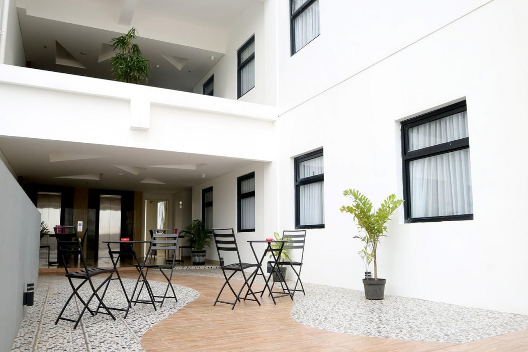 Hotel Brothers INN Merah Solo Baru 20/36